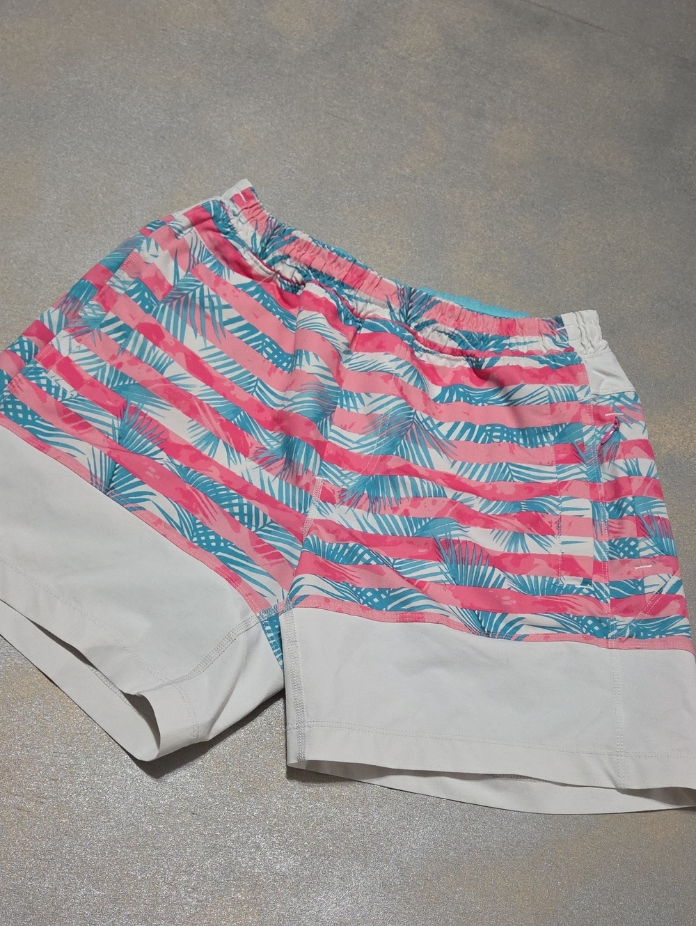 Birddogs Men’s Pink & Teal Striped Tropical Swim Trunks with White Panels Nwots.